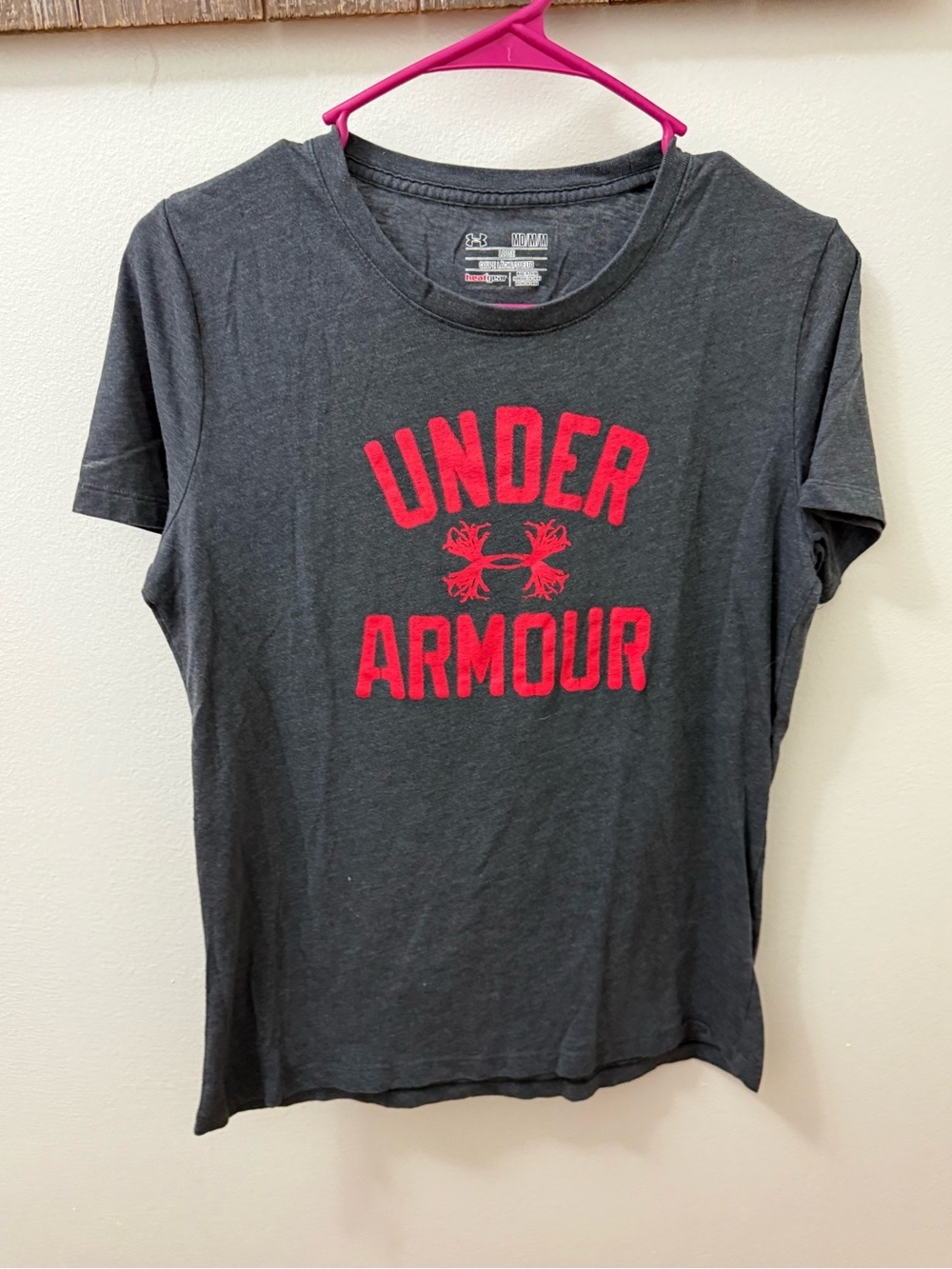 Under Armour Loose Fit Gray Hunt Antler Logo T-Shirt Womens